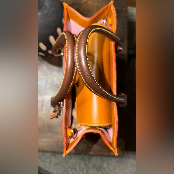 EUC Dooney & Bourke Caiman Camilla Croc-Embossed Leather Tote Bag - Picture 5 of 16